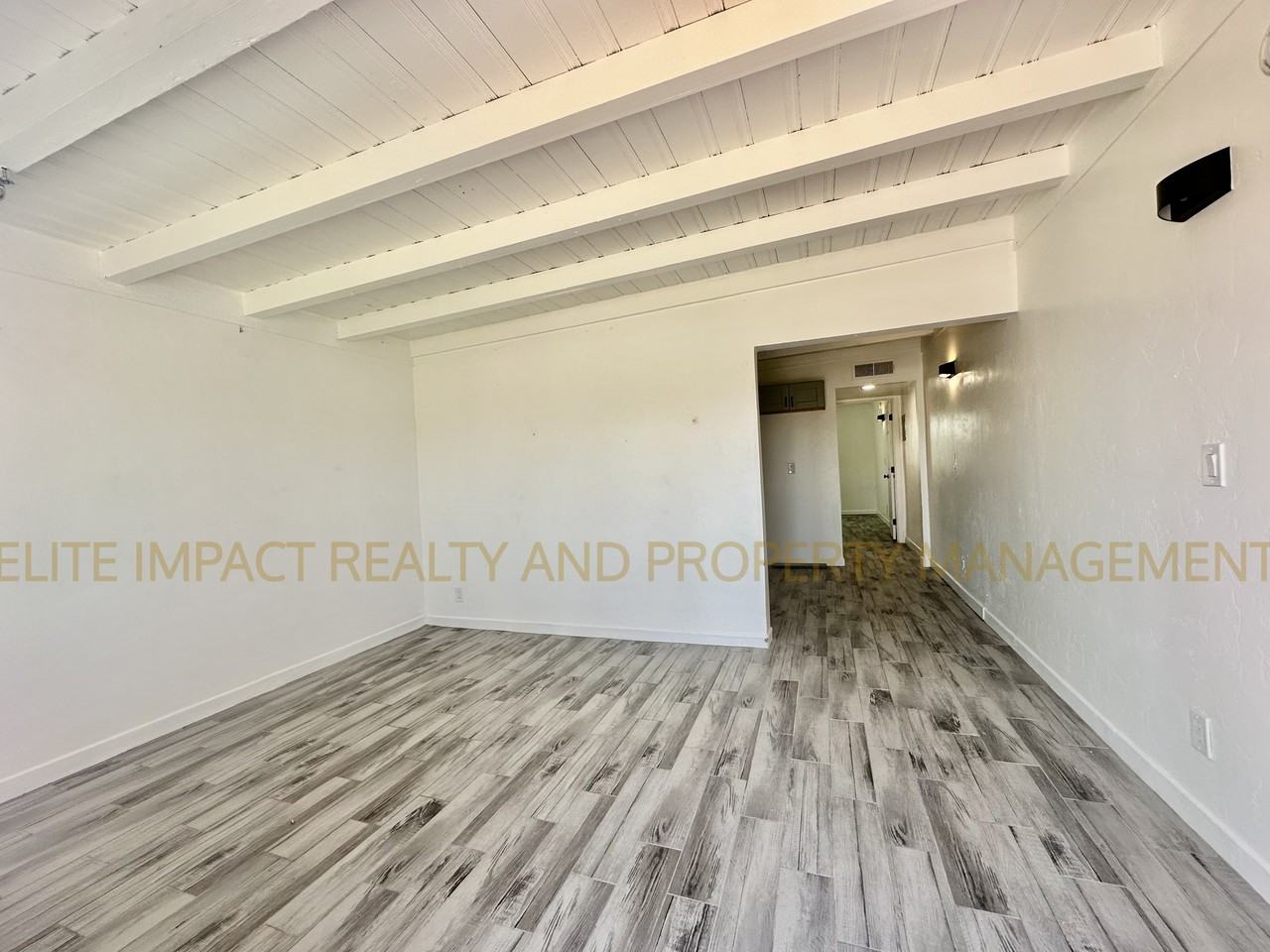 1014 N Grande Ave #1 - Photo 3 of 12