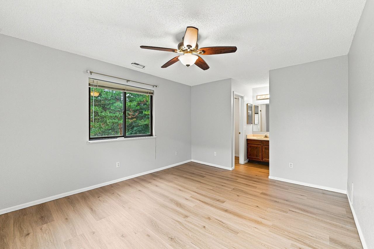 6242 Willow Ln #1 - Photo 4 of 20