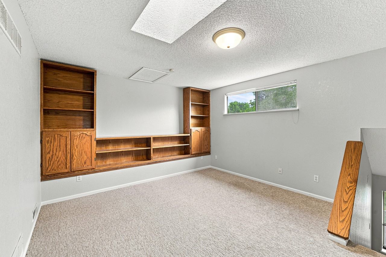 6242 Willow Ln #1 - Photo 5 of 20