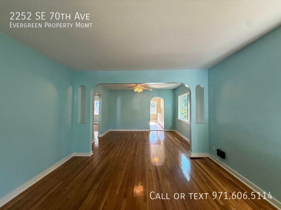 2252 Se 70th Ave - Photo 7 of 50