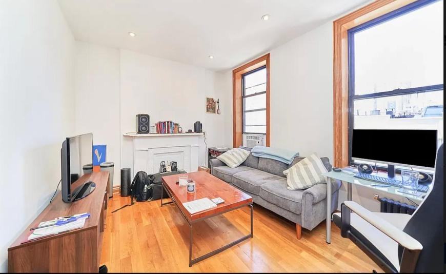 362 W 36th St