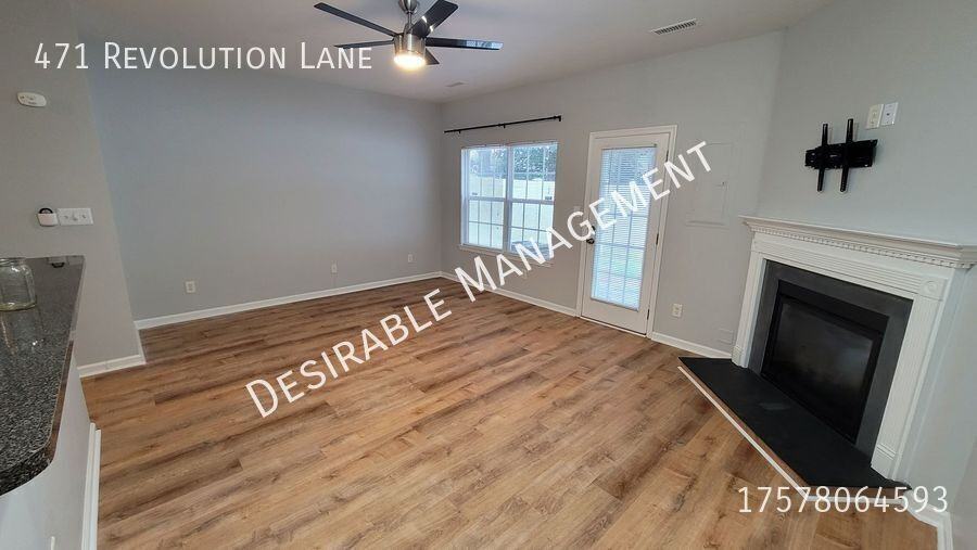 471 Revolution Ln - Photo 3 of 27