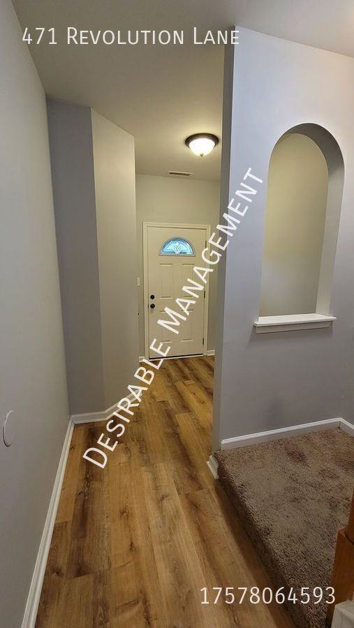 471 Revolution Ln - Photo 6 of 27