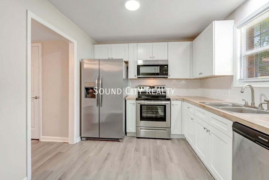 602 Alison Ct - Photo 2 of 22