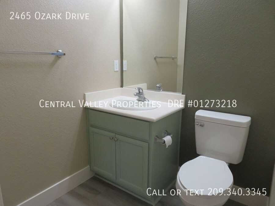 2465 Ozark Dr - Photo 7 of 30