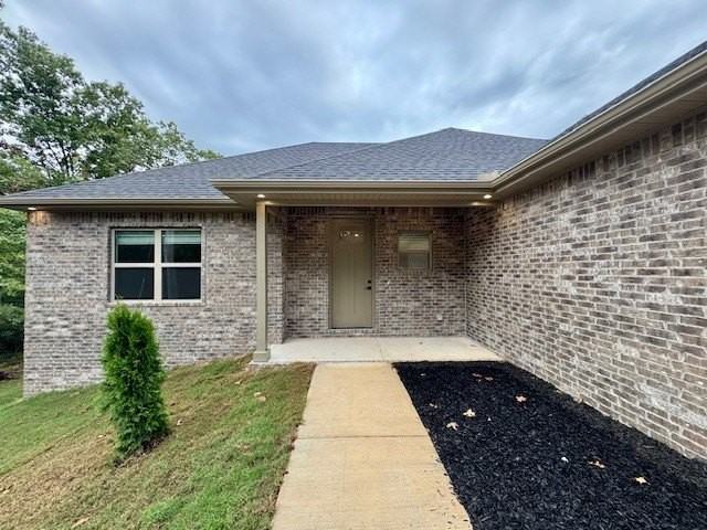 38 Woodbridge Dr - Photo 2 of 20
