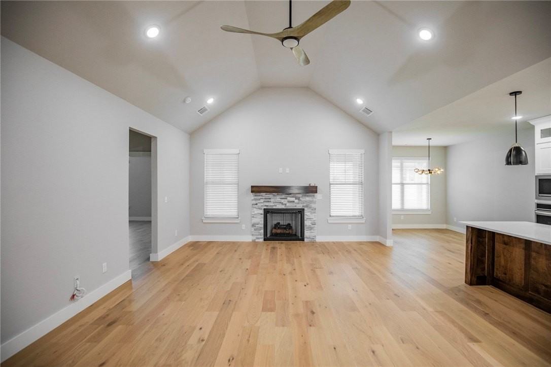 7843 Range Ave - Photo 3 of 24