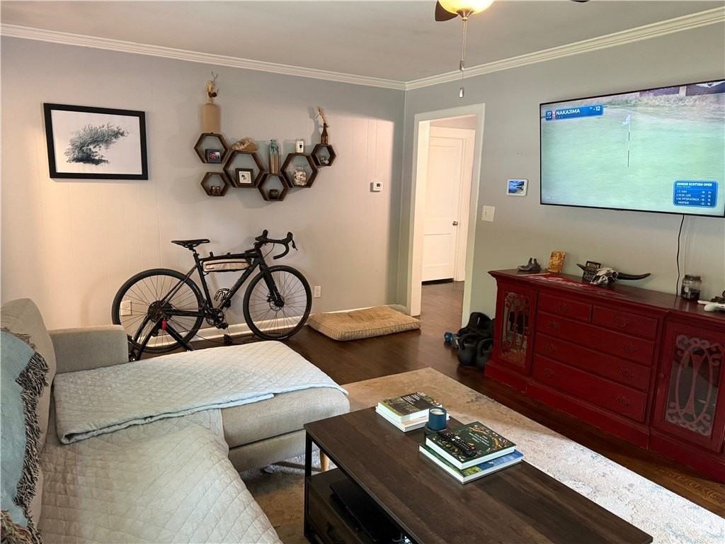 905 N Mission Blvd - Photo 2 of 30