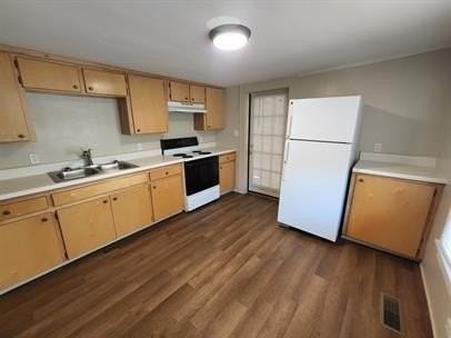 203 S Cravens St #4 - Photo 3 of 11