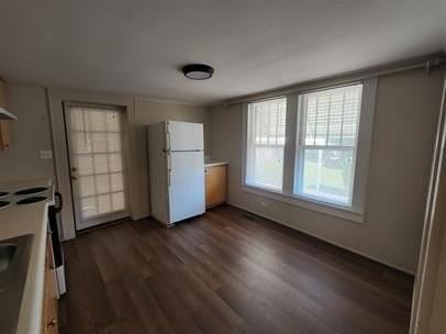 203 S Cravens St #4 - Photo 4 of 11