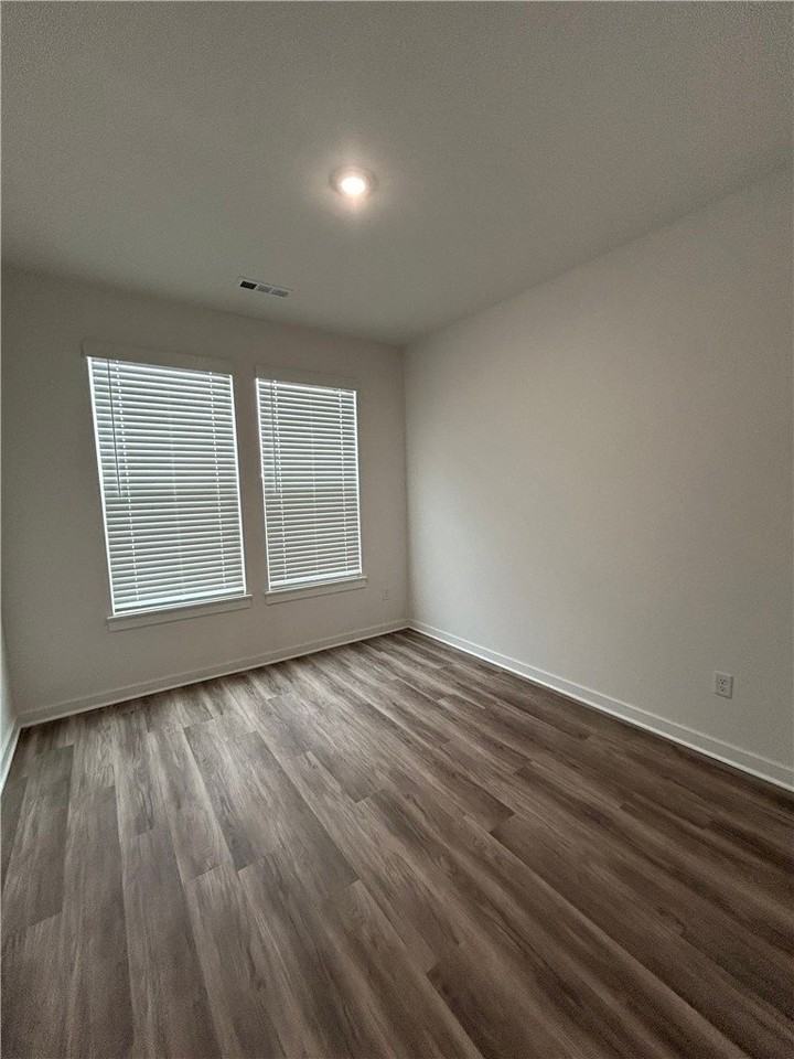 7001 E Sugarloaf St - Photo 4 of 23