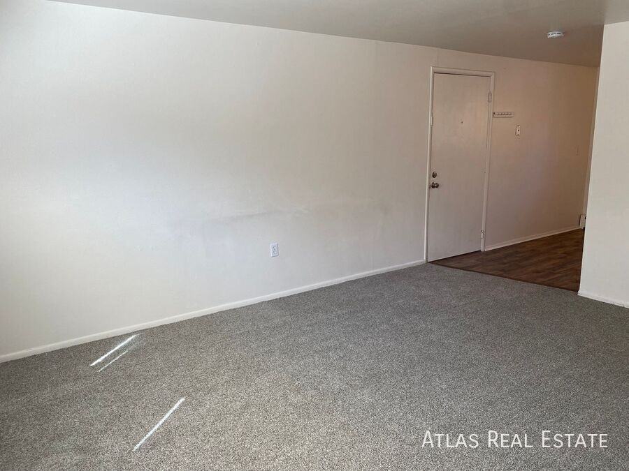 3790 Owens St #D - Photo 6 of 20