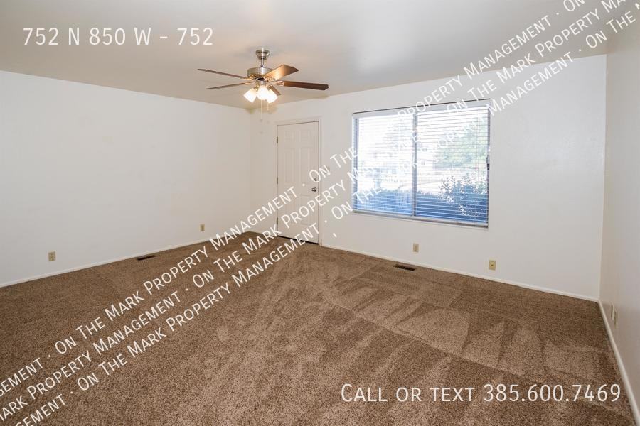 752 N 850 W #752 - Photo 4 of 24
