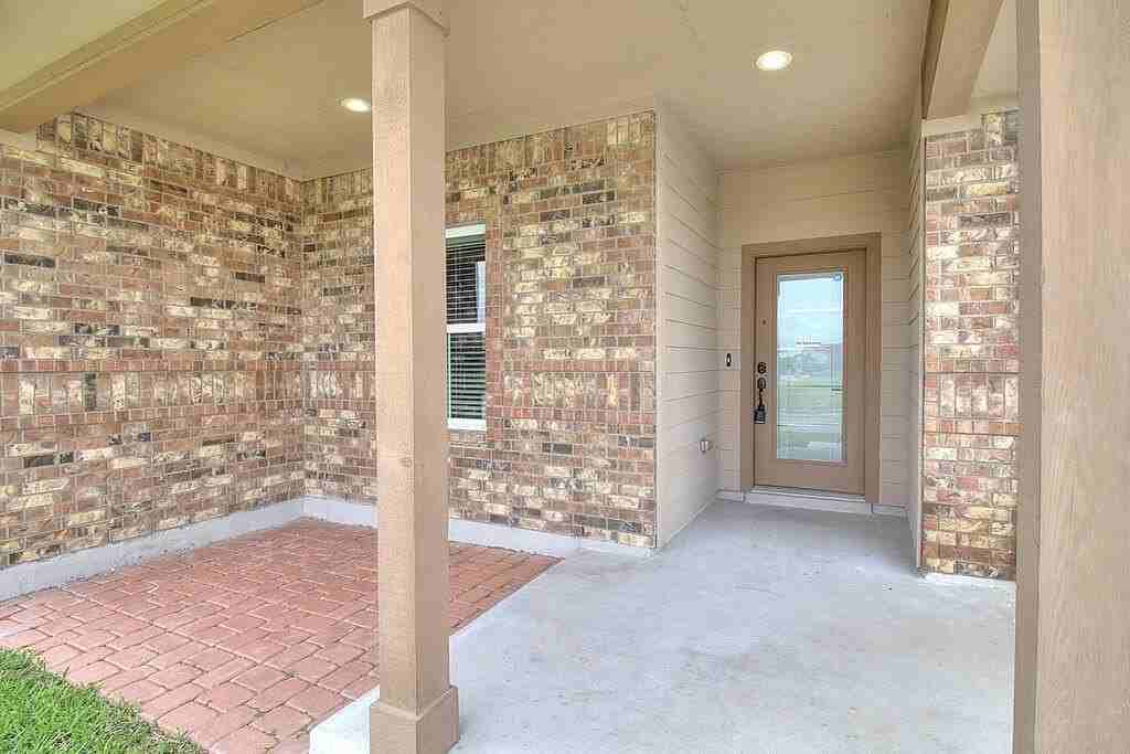 3502 De Zevala St - Photo 2 of 40