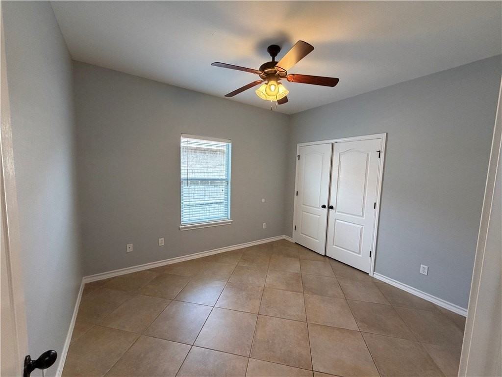 6706 Samba Dr - Photo 5 of 29