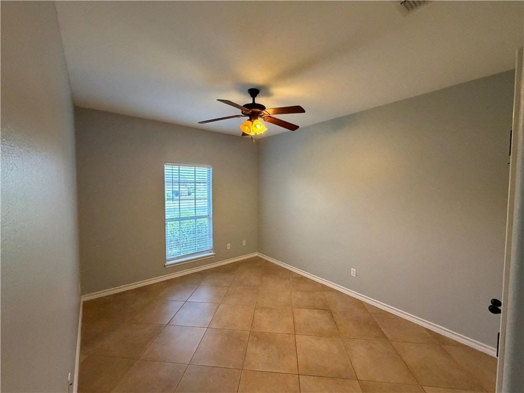 6706 Samba Dr - Photo 7 of 29