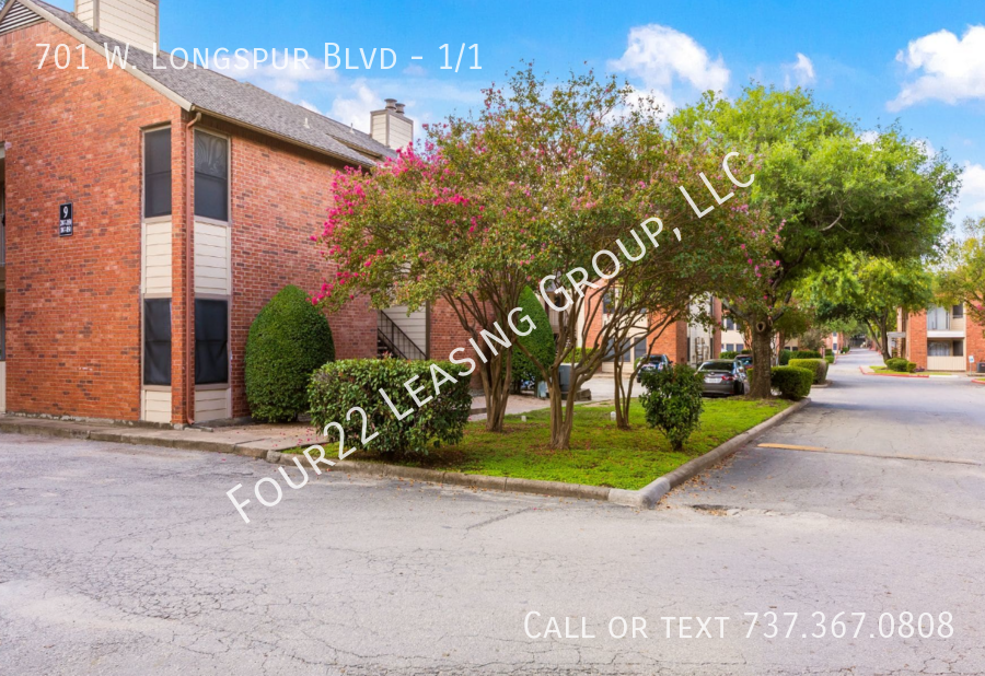 701 W Longspur Blvd #1-1 - Photo 4 of 11