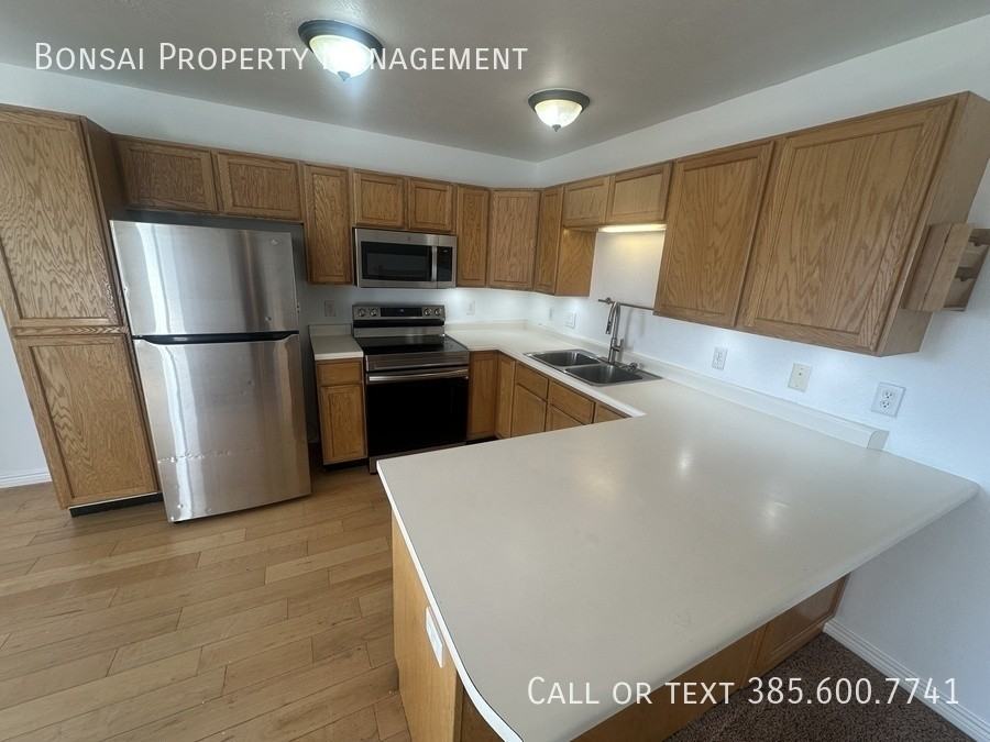 1247 N Bridalwood Loop - Photo 5 of 20