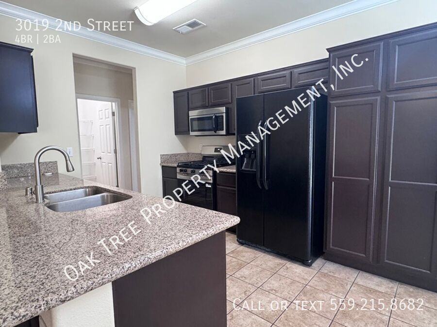 3019 2nd St - Photo 3 of 22