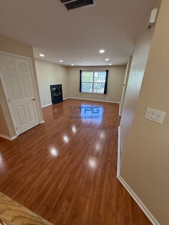 19 Newburgh Dr - Photo 3 of 20