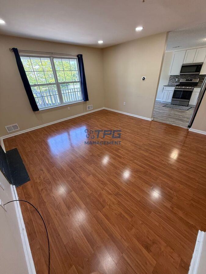 19 Newburgh Dr - Photo 4 of 20