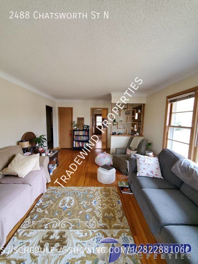 2488 Chatsworth St N - Photo 5 of 15