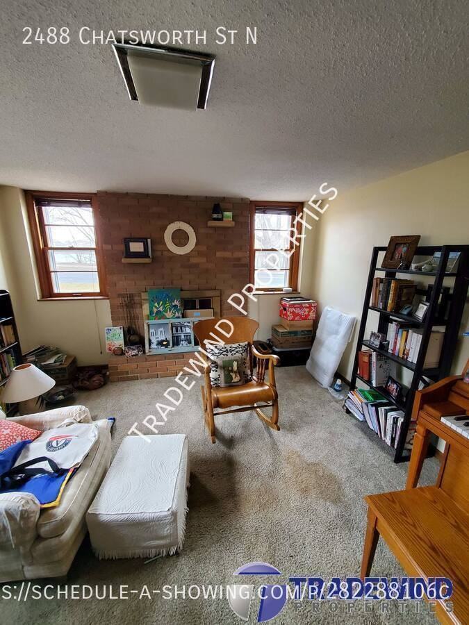 2488 Chatsworth St N - Photo 6 of 15