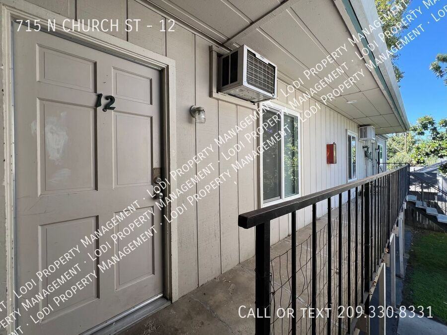 715 N Church St #12 - Photo 2 of 16