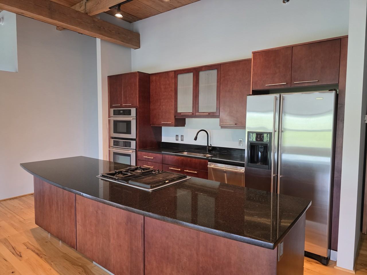 448 West Nationwide BoulevardUnit 421 #1 - Photo 5 of 11
