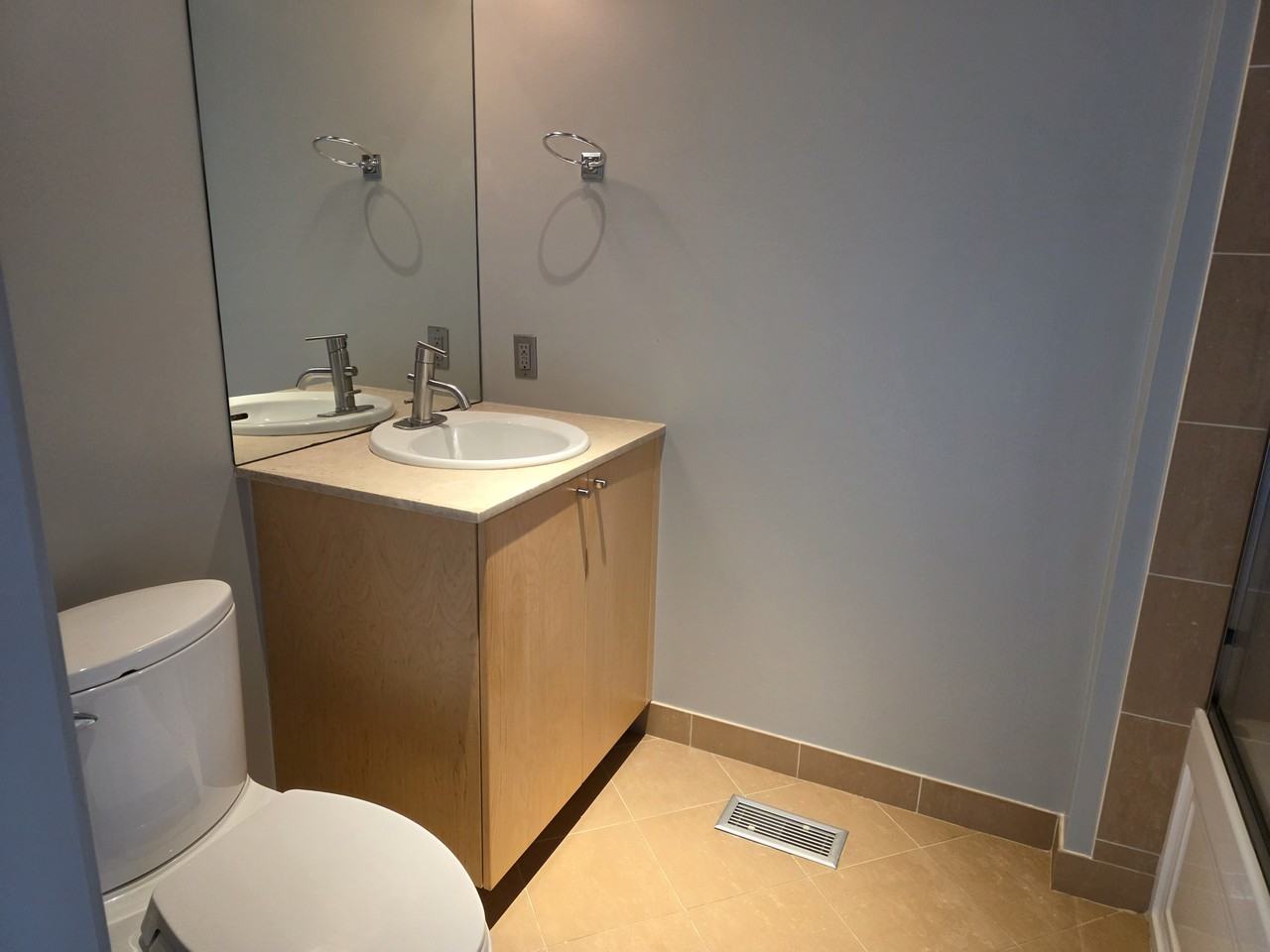 448 West Nationwide BoulevardUnit 421 #1 - Photo 7 of 11