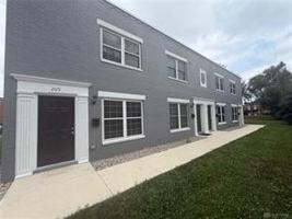 featured image of 215 South St