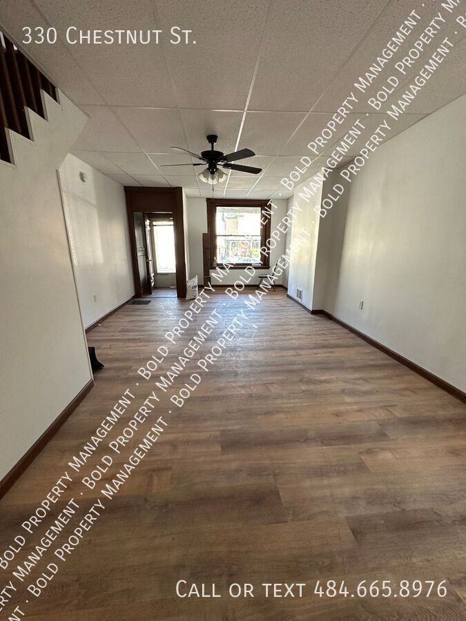 330 Chestnut St - Photo 2 of 12