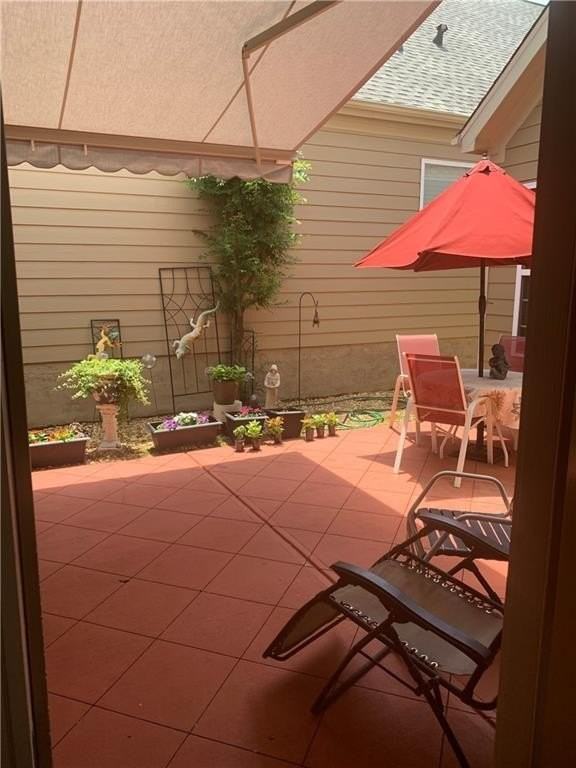 321 Glens Way - Photo 6 of 8