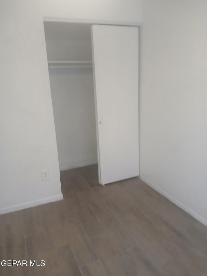 6057 Morning Glory Cir - Photo 4 of 19
