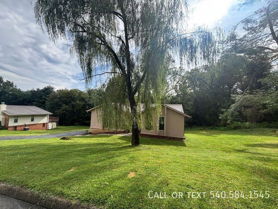 6421 Orchard View Ln - Photo 2 of 48