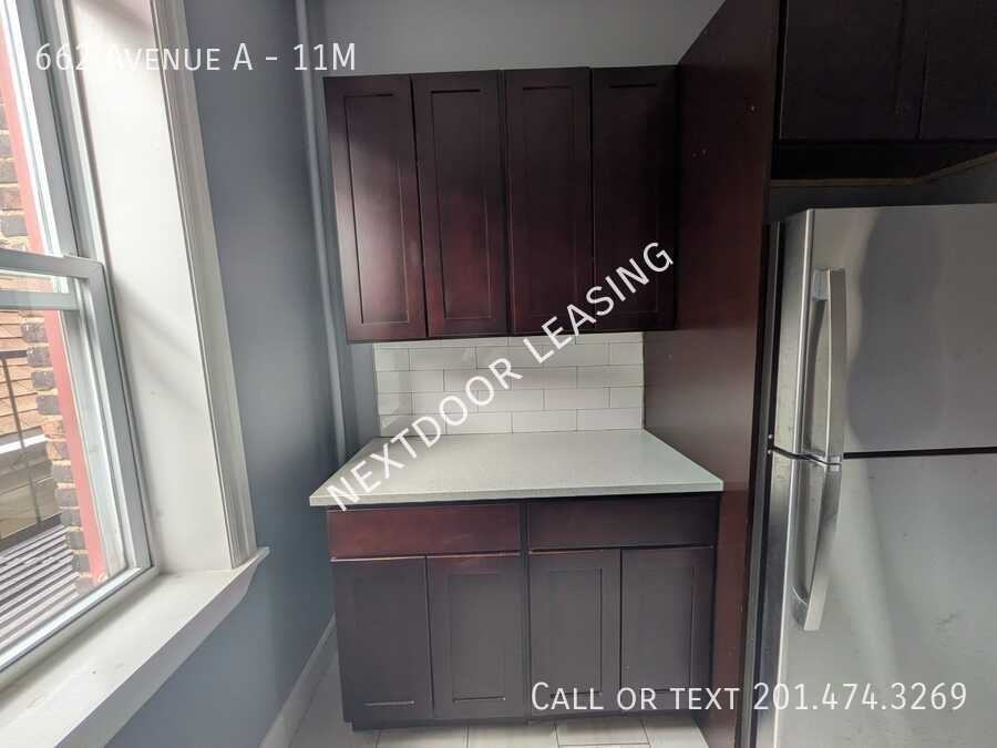 662 Avenue A #11M - Photo 4 of 7
