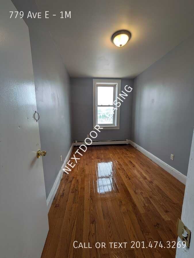 779 Avenue E #1M - Photo 4 of 6