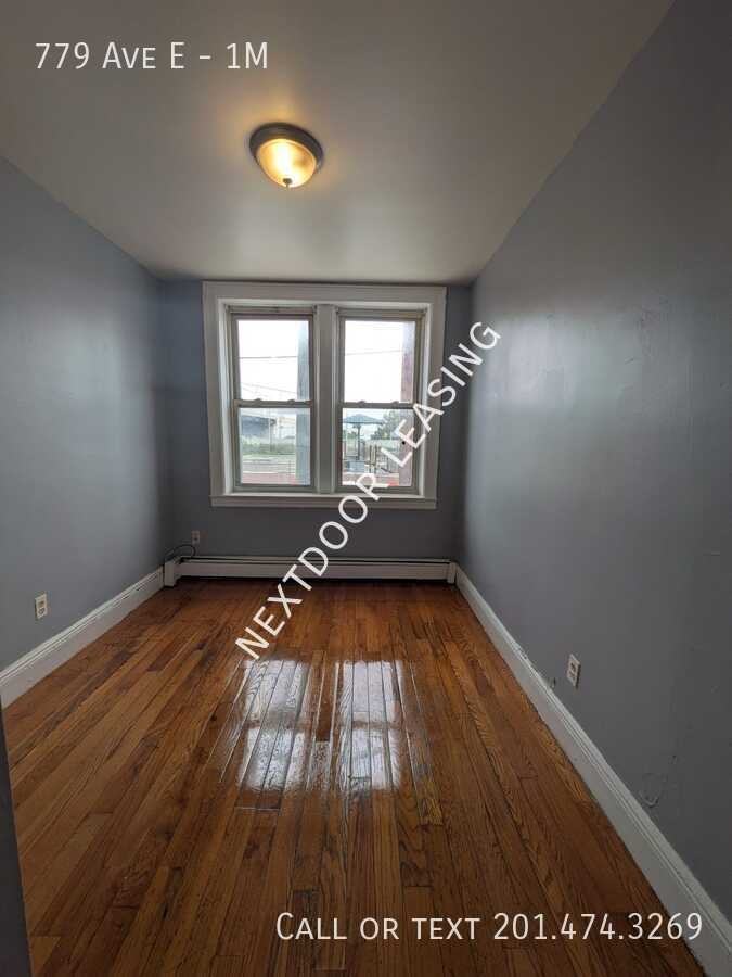 779 Avenue E #1M - Photo 5 of 6
