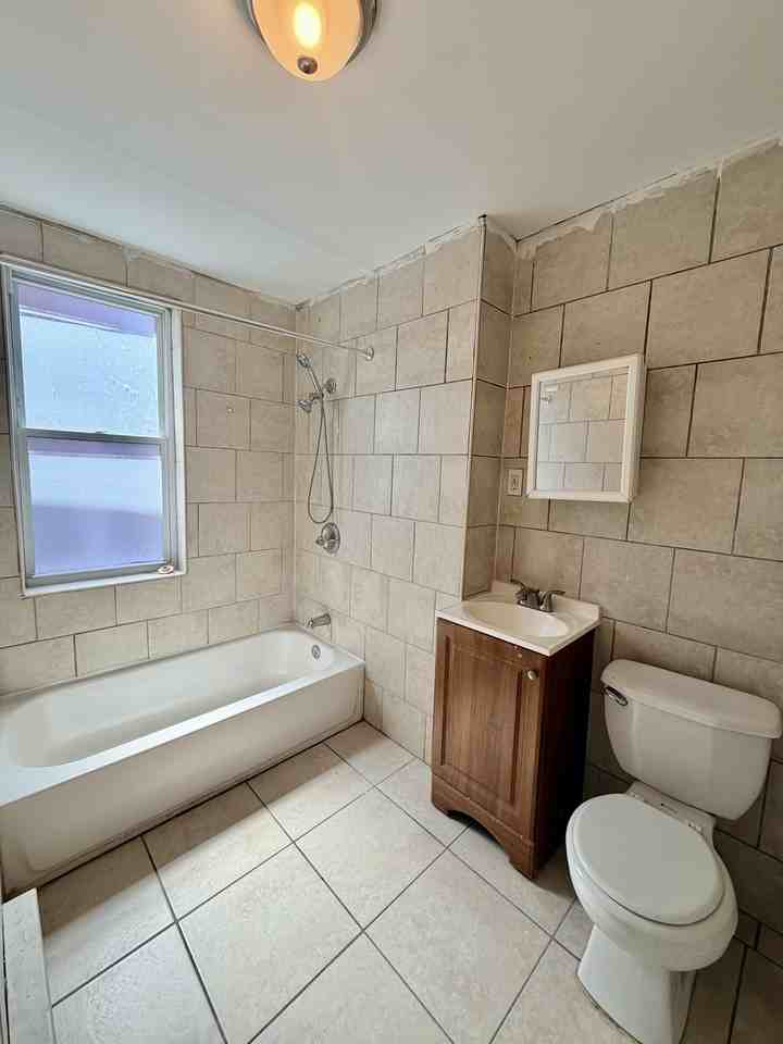 1514 Arrott St #2 - Photo 7 of 7