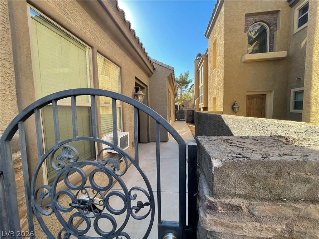 237 Via Di Citta Dr - Photo 6 of 42