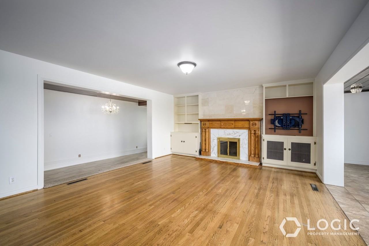 4220 S Fortuna Way - Photo 7 of 22