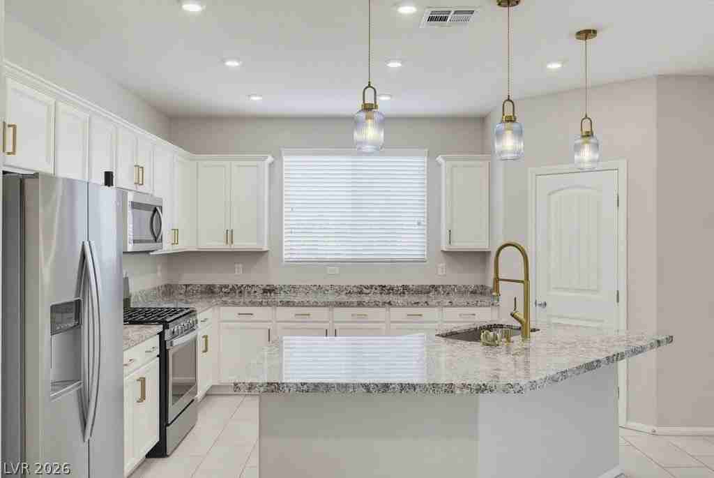 10661 Sariah Skye Ave - Photo 3 of 50