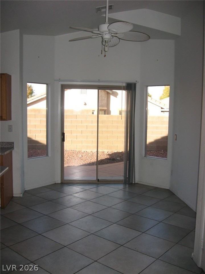 4892 Perrone Ave - Photo 5 of 20