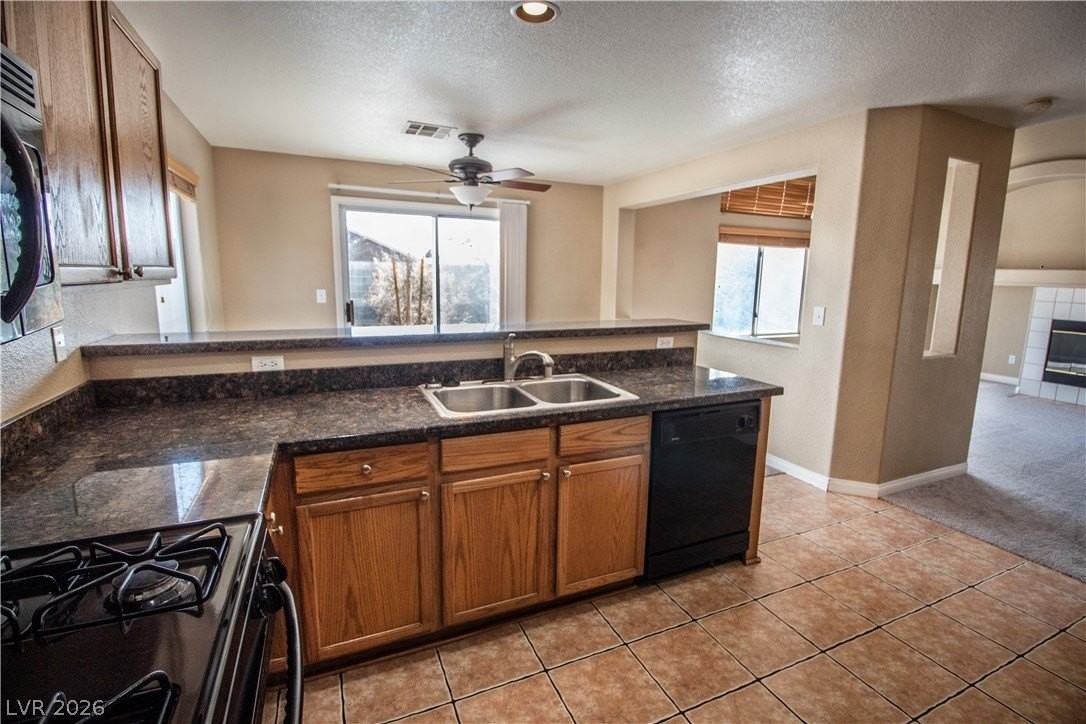 5017 Running Rapids Ave - Photo 6 of 18