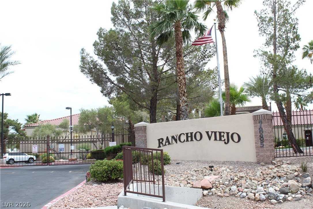 7885 W Flamingo Rd #2021