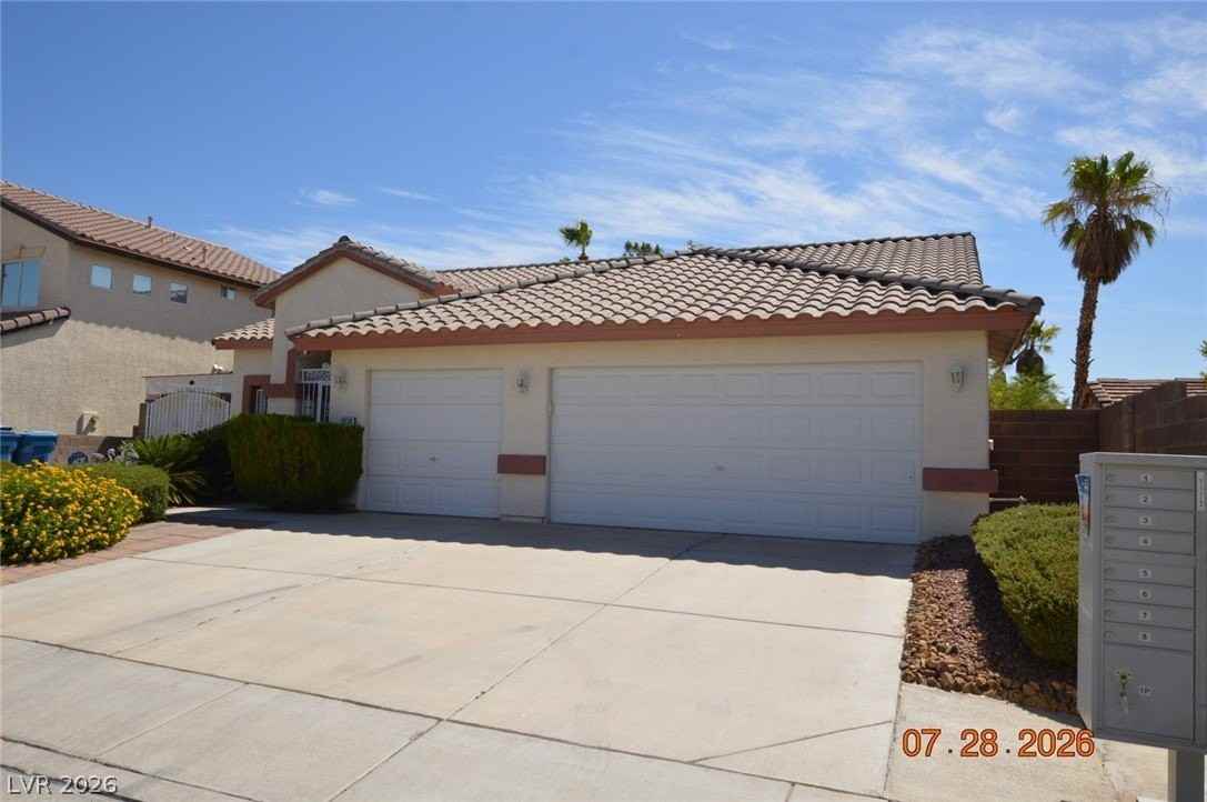 3770 Violet Rose Ct - Photo 3 of 22