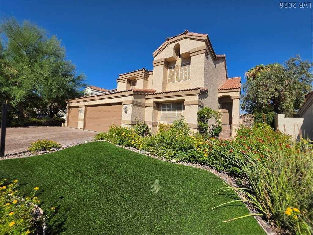 1836 Birdie Ln - Photo 3 of 50