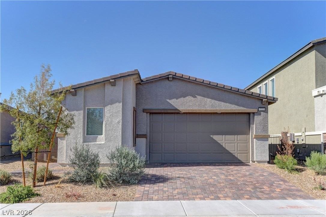 222 Palisade Falls Ave
