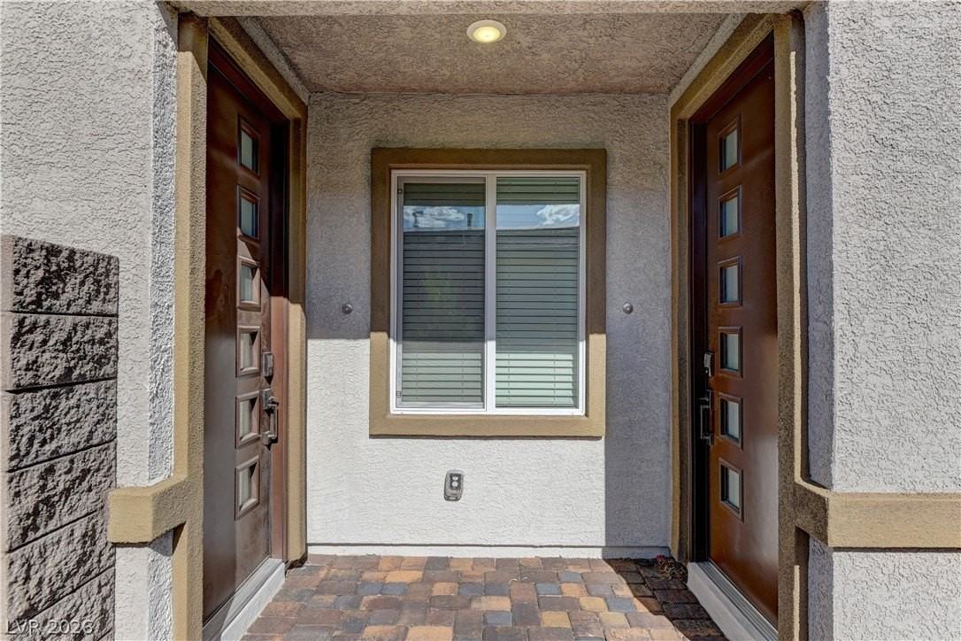 222 Palisade Falls Ave - Photo 2 of 22