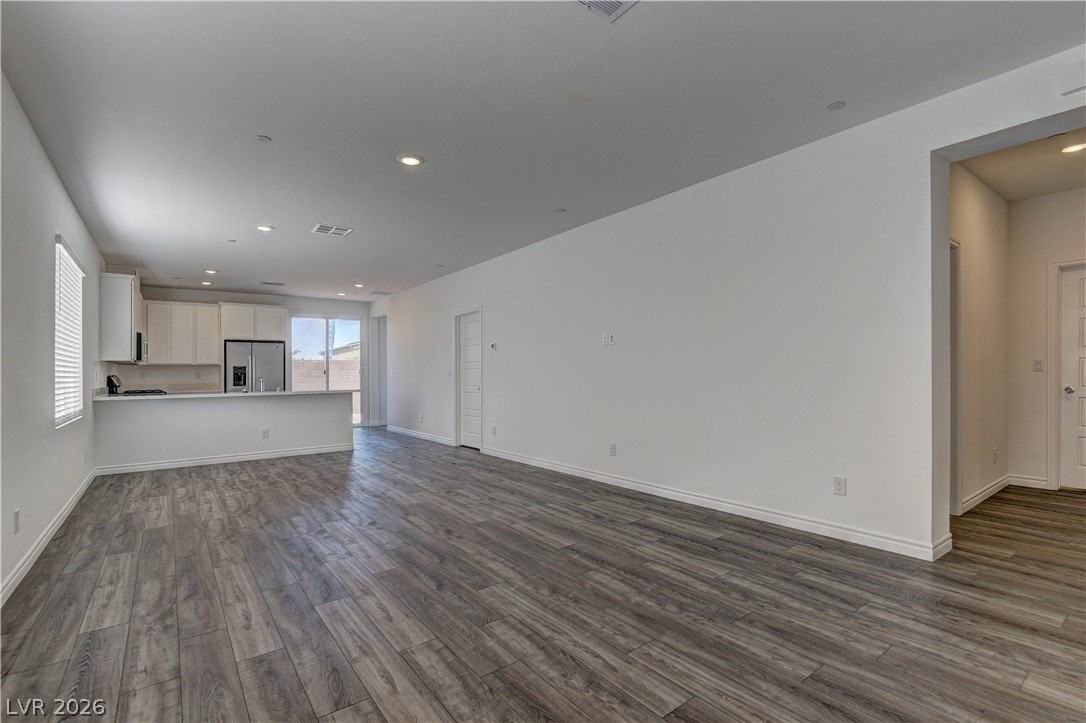 222 Palisade Falls Ave - Photo 3 of 22